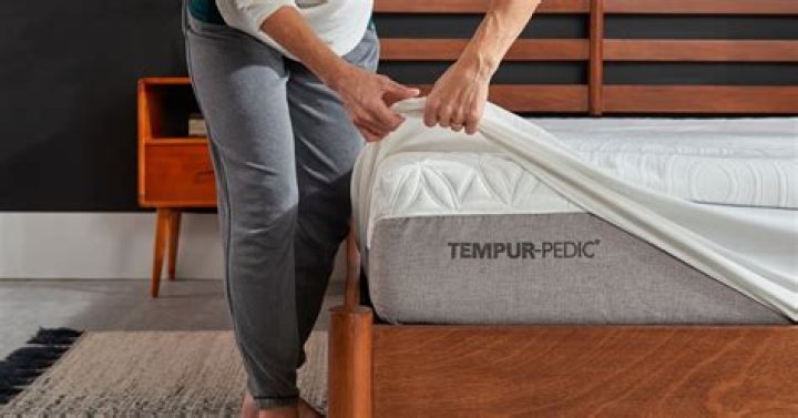 How do you wash a tempurpedic mattress cover?