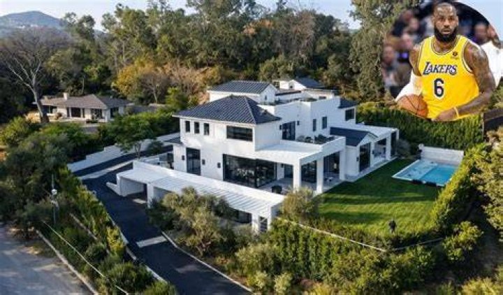 Where is LeBron's LA house?